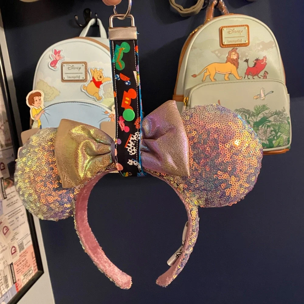 Handmade Minnie ears holder keychain in Mickey Mouse hat ears print